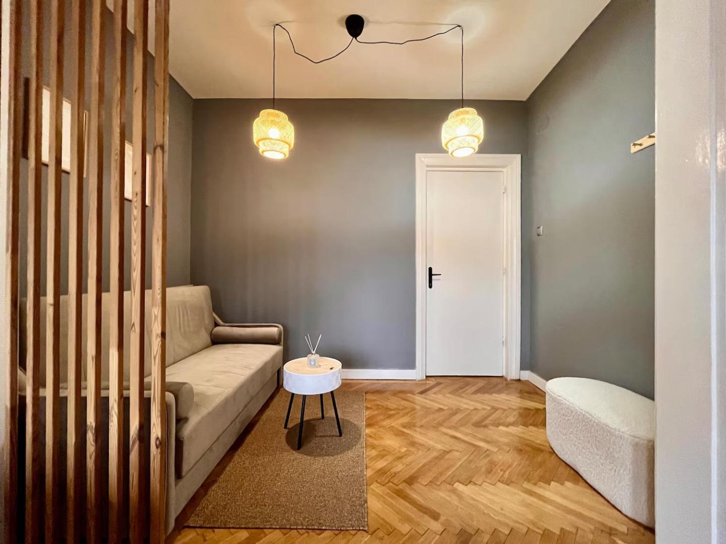 Woodie Studio With Premium Comfort By Piata Unirii Bucarest Esterno foto